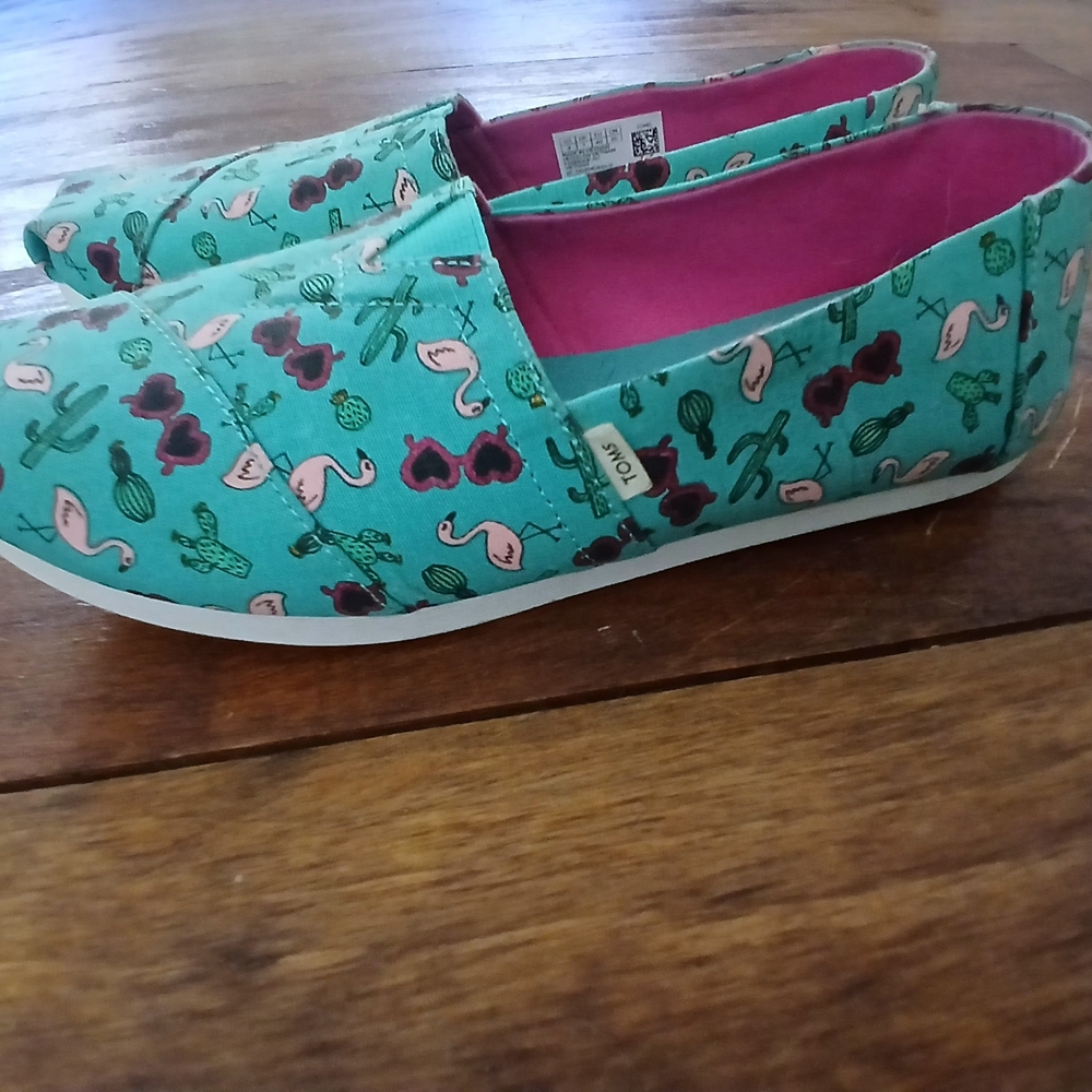 TOMS Women's Green Flamingo Print Shoes Espadrilles Size 9 - Picture 5 of 7